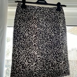 Loft size 2 pencil skirt